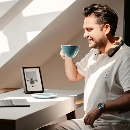 فندق Astra Maris