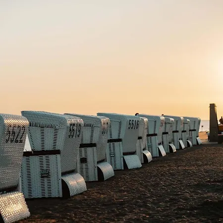 Astra Maris فندق