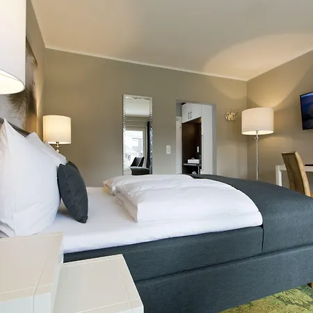 Astra Maris فندق 4*