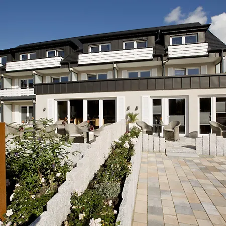 Astra Maris 4* بوسم