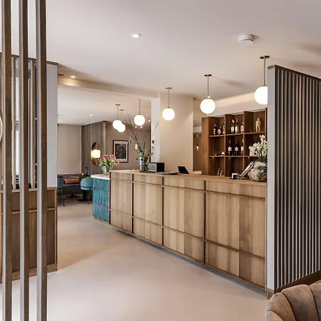 فندق Astra Maris