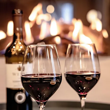 Astra Maris فندق بوسم